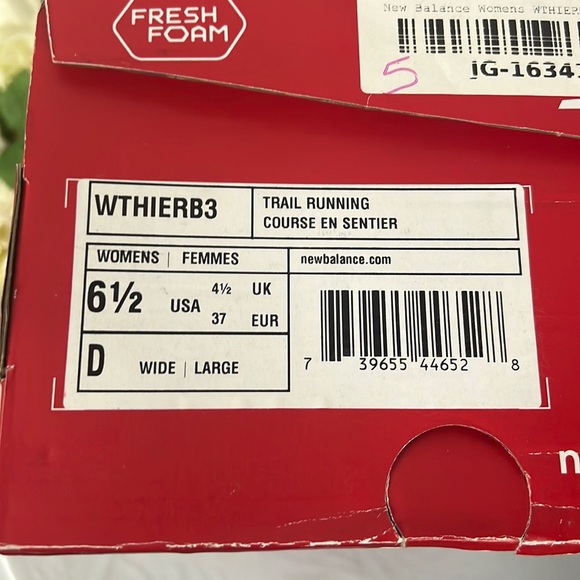 NIB - New Balance Women’s Fresh Foam Hierro v3 Trail 'Thunder Blue' - Size 6.5 - Picture 14 of 15